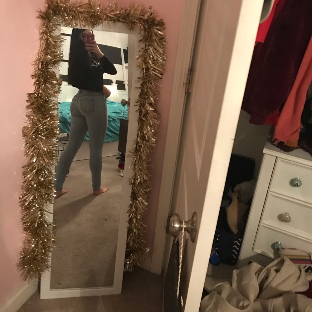Light wash jeans
